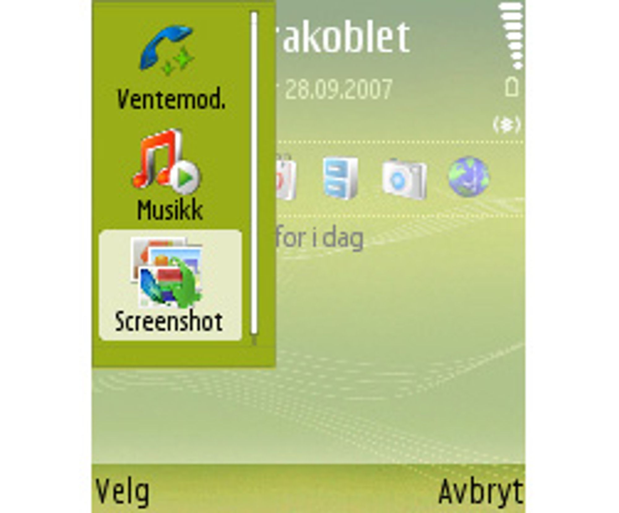 Programmene lukker du ved å trykke på  telefonens c-tast. (Alle foto: Silje Gomnæs)