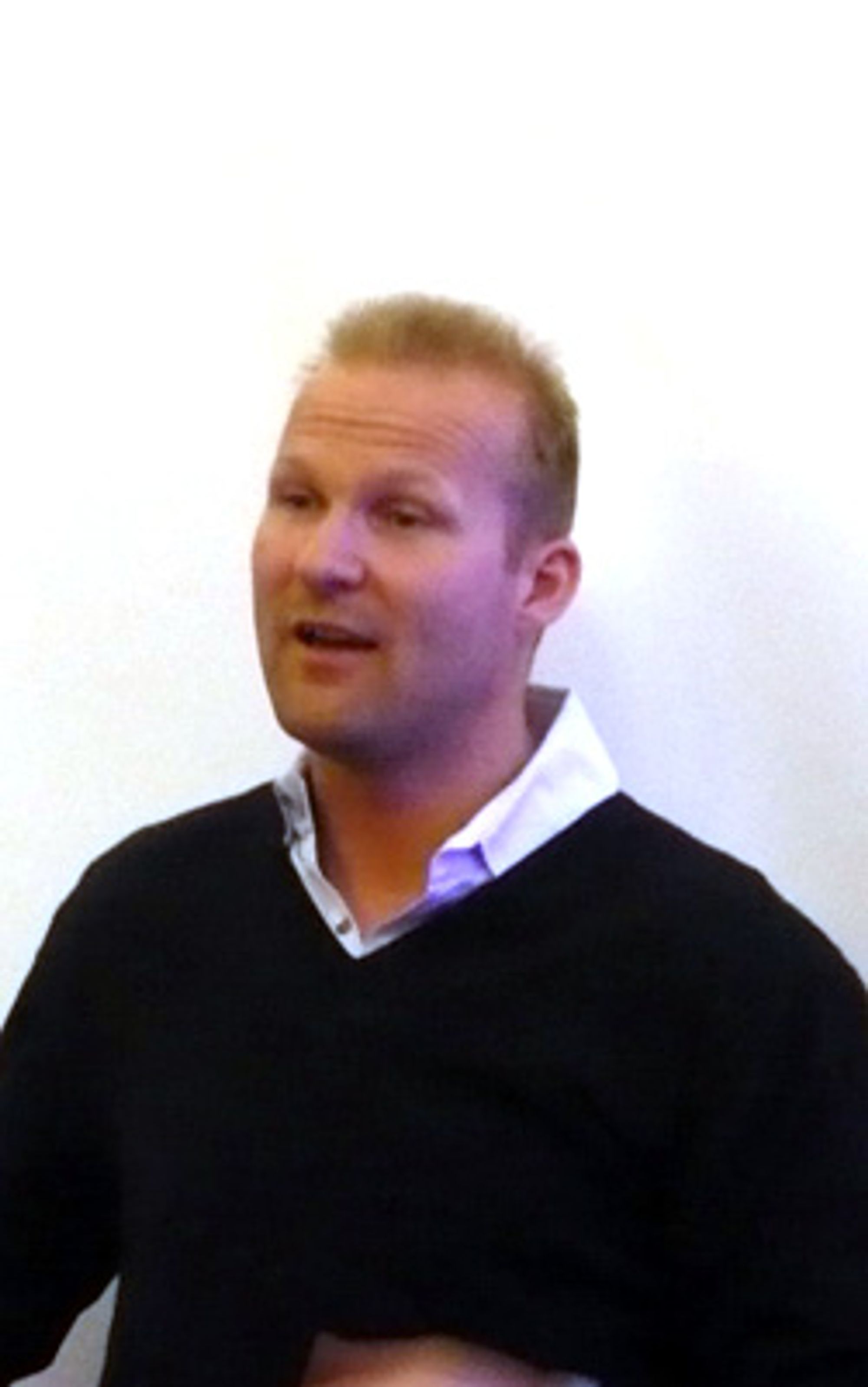 Nj�l Berge i Opinion mener internett er fremtiden, ogs� for mobiler. (Foto: Einar Eriksen)