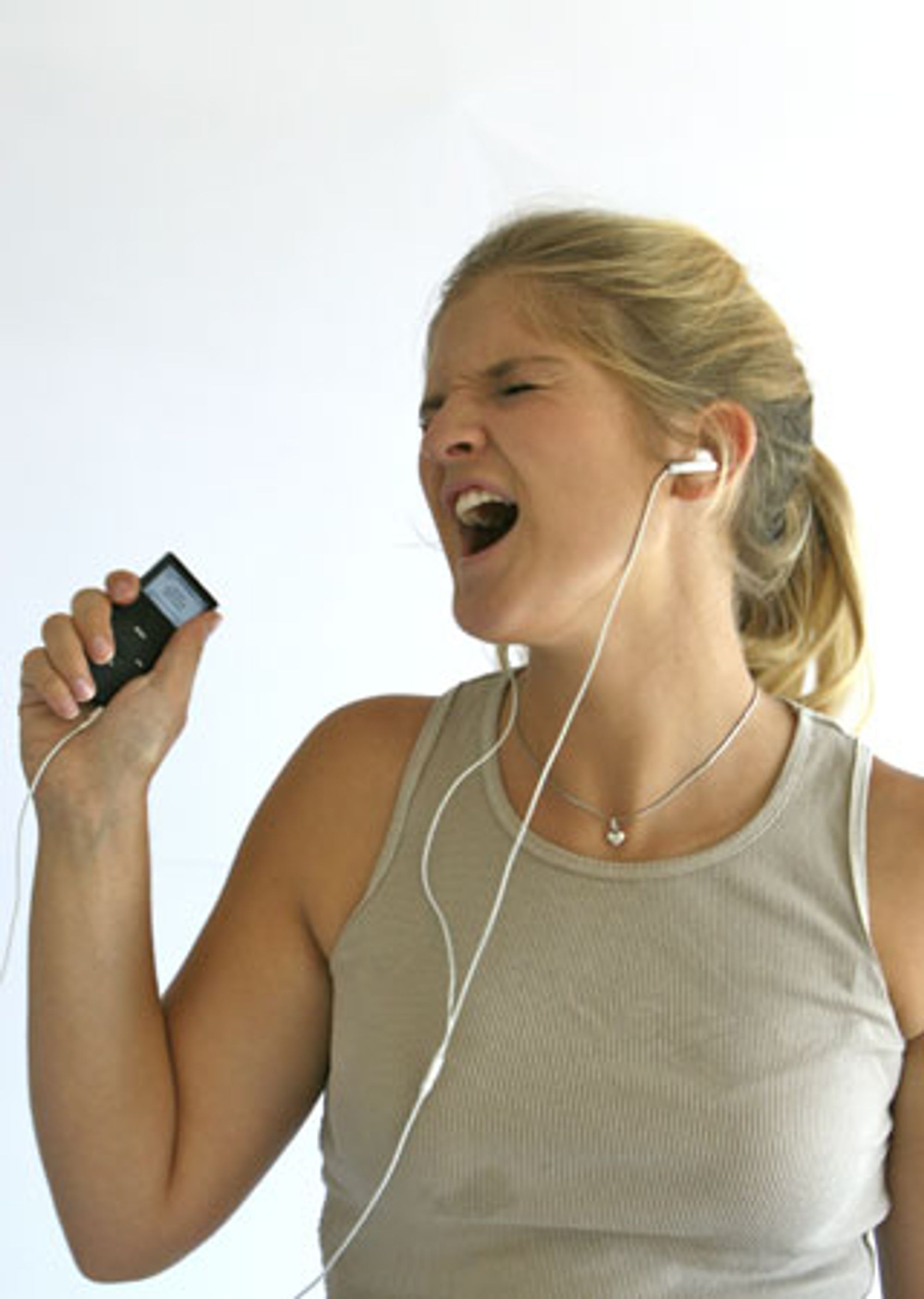 Riktig treningsmusikk motiverer deg til å pushe deg hardere! Foto: Colourbox.com