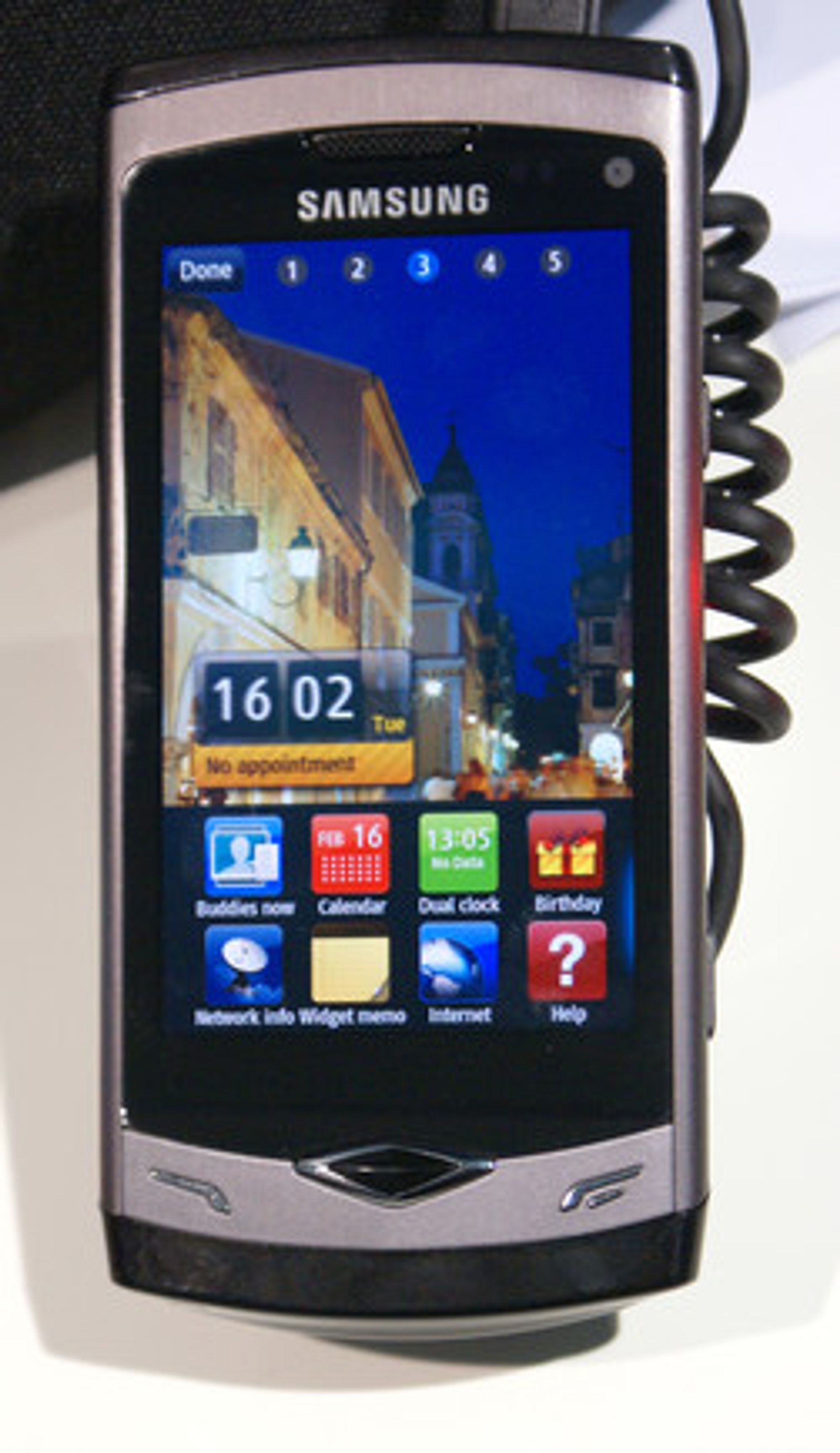 Samsung Wave med det nye operativsystemet Bada.