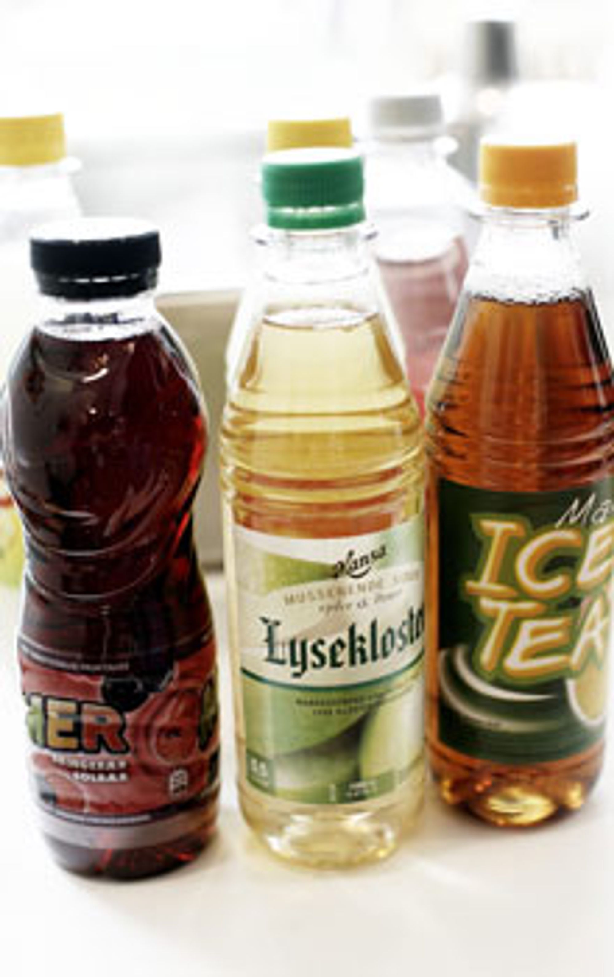 Juice, eplecider og iste er alle drikker som egner seg til drinkmiksing. Foto: Tri Nguyen Dinh 