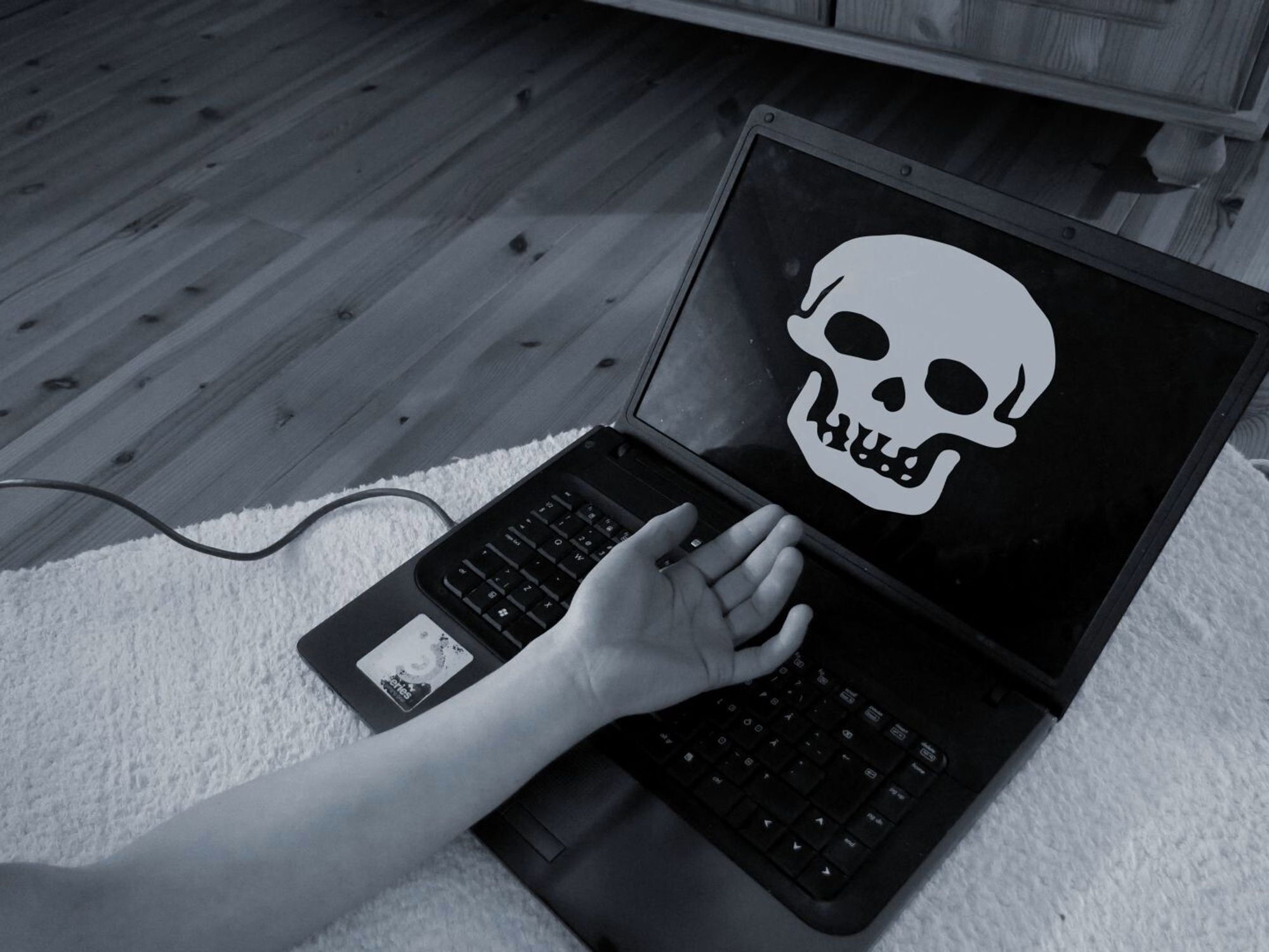 [Ekstra] Spår internetts død: Halvparten av internett-trafikken kommer fra boter