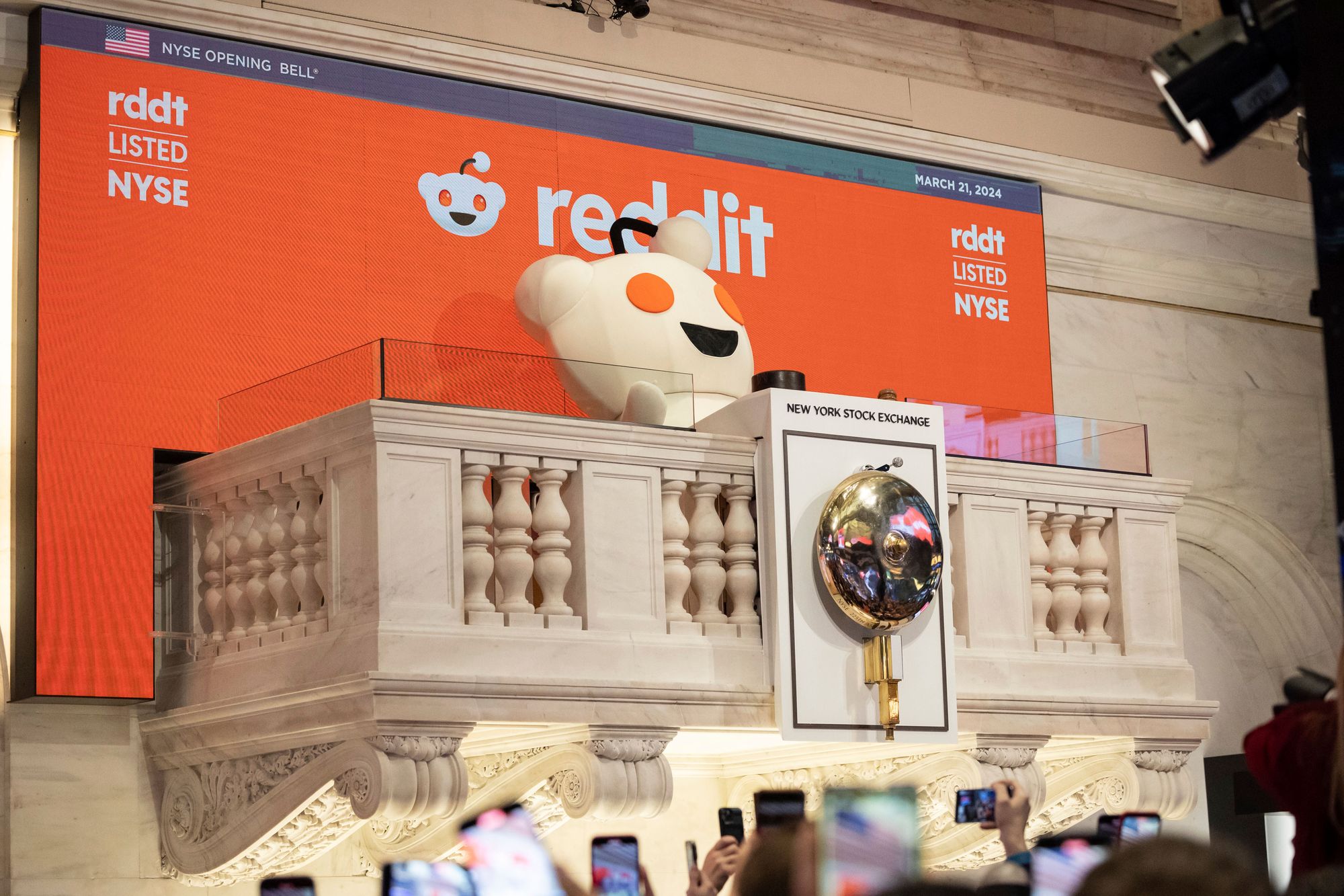 Nettforumet Reddit tas inn i prestisje­tung aksjeindeks