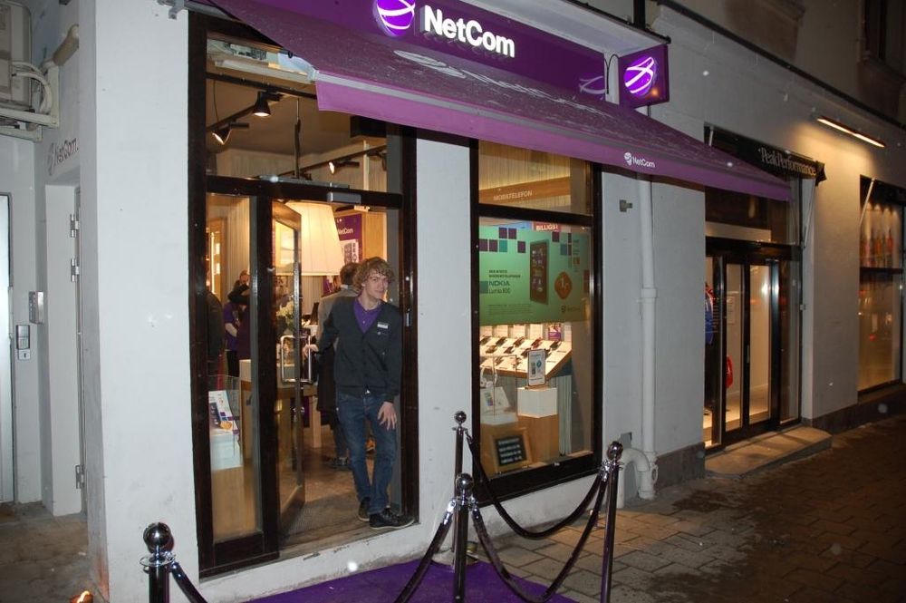 <p>Netcom har &aring;pnet sin f&oslash;rste konseptbutikk. Flere skal f&oslash;lge.</p>