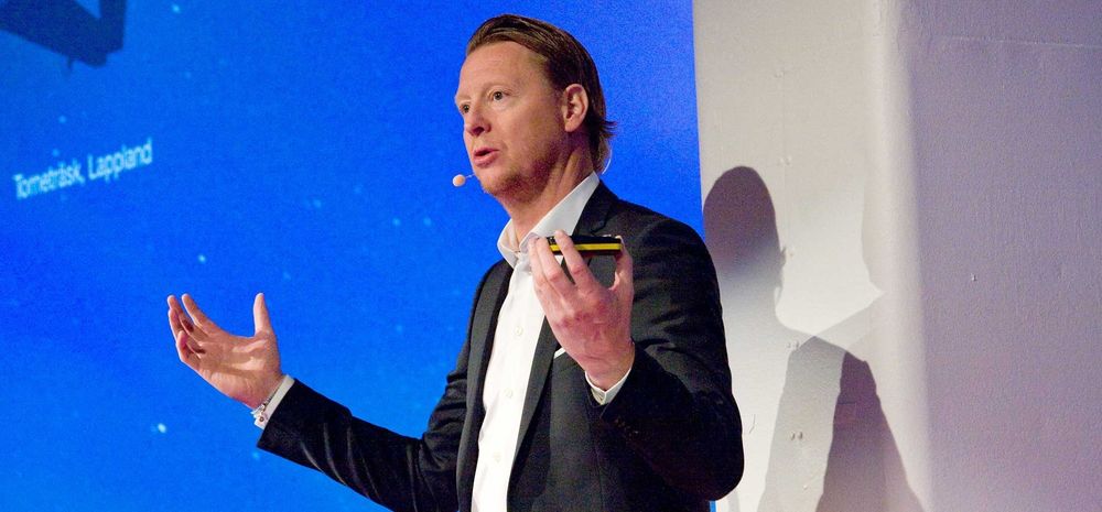 Ericsson-sjef Hans Vestberg mener mye av debatten om nettnøytralitet blir for enkel. Poenget er at selvkjørende biler og kirurgi over Internett har helt andre behov enn kattungevideoer på Youtube. - Men tilgang til nettet skal alle ha, sier han.