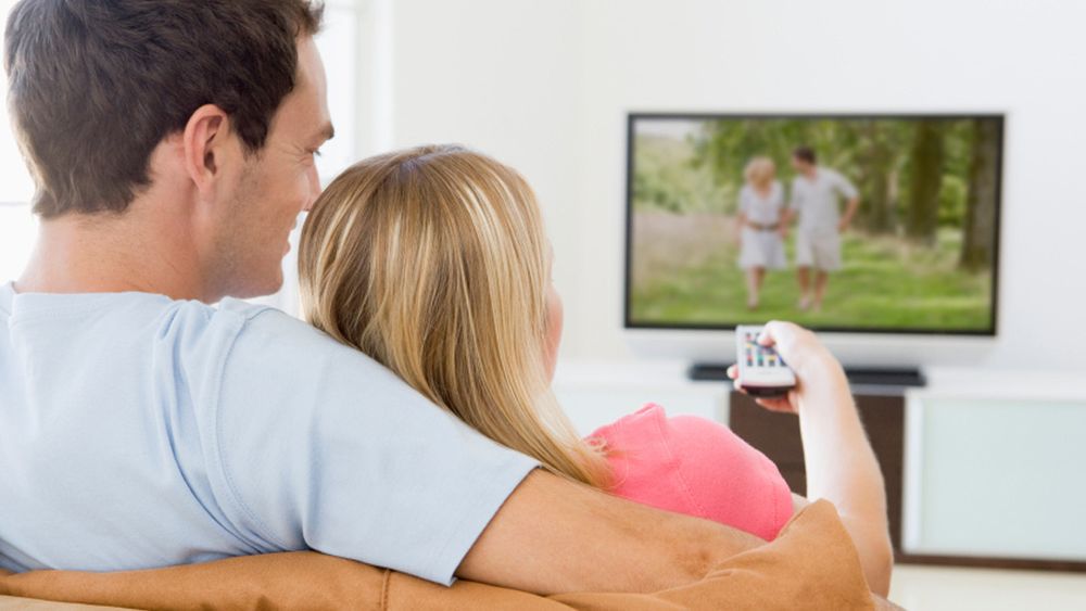 Selv om vi ser mindre på tradisjonell TV, øker den totale tiden vi bruker på videoinnhold.