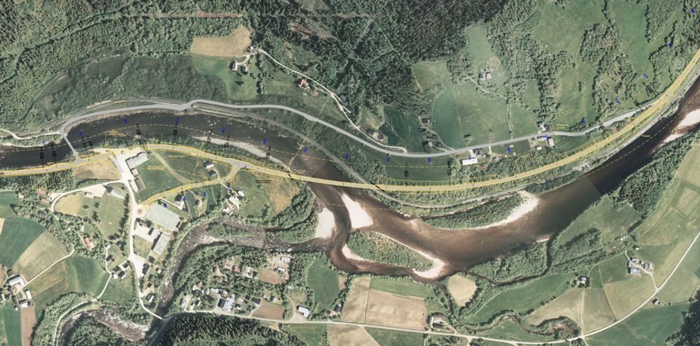 Den gule linjen markerer den nye riksveg 30. Den grå linjen lenger nord er dagens trasé. (Ill:. Statens vegvesen)
