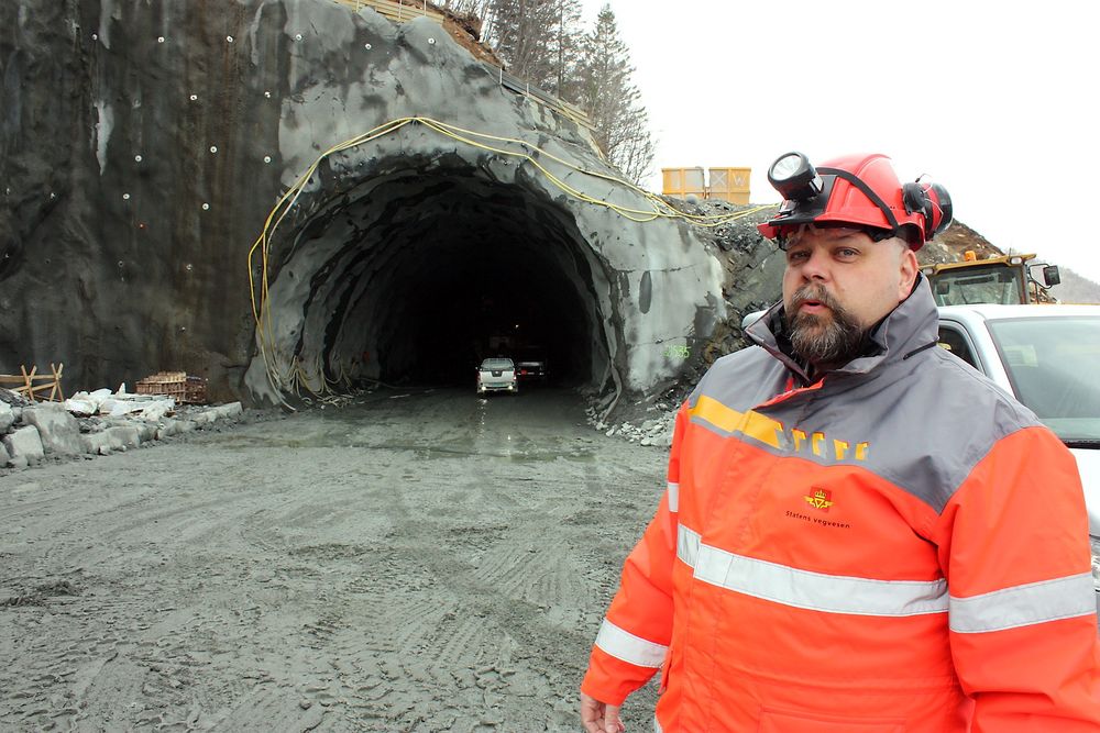 Prosjektleder for E136 Tresfjordbrua-Vågstrandstunnelen, Hallgeir Brudeseth. (Foto: Kjell Herskedal)