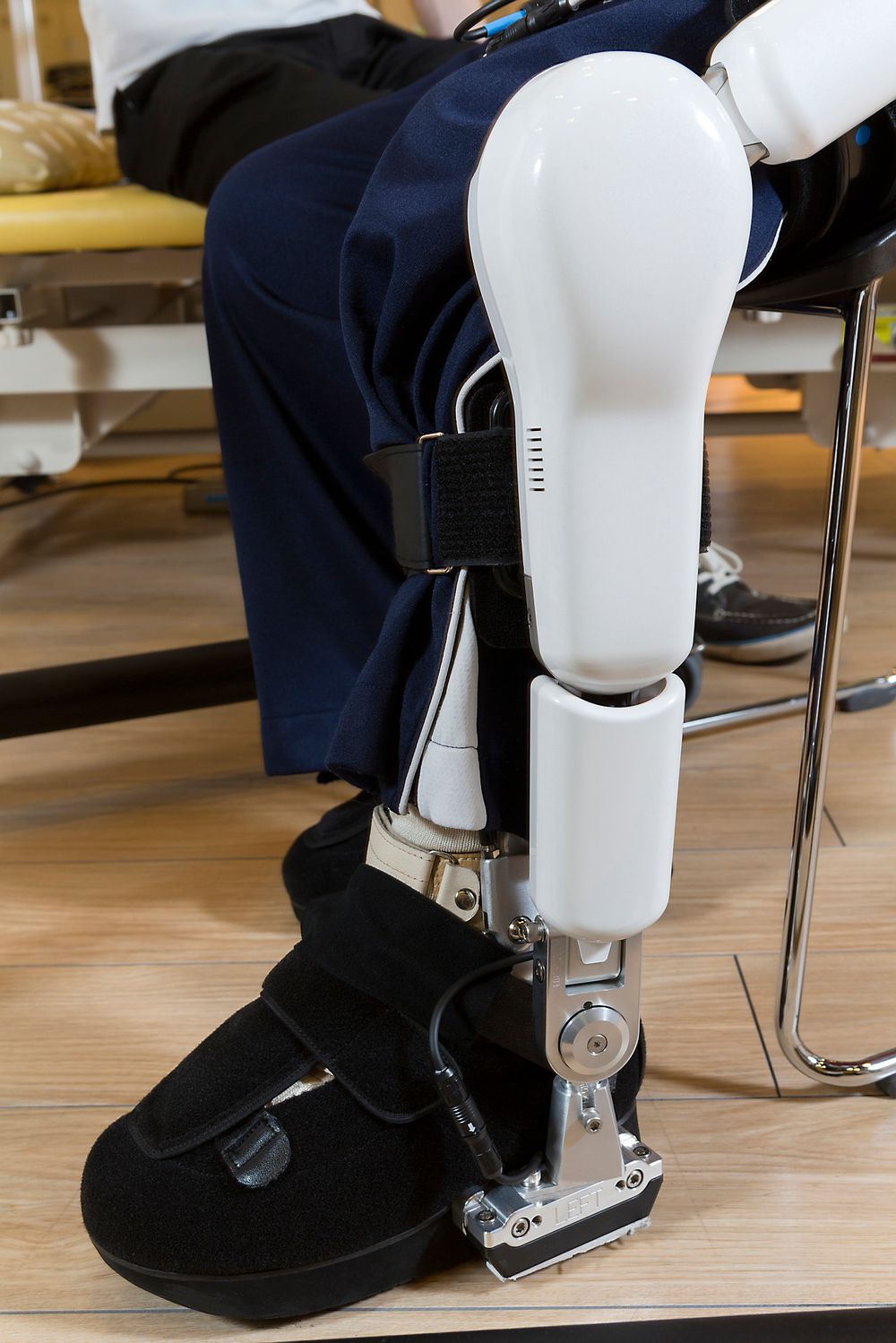 Hybrid Assistive Limb, Robot Suit HAL tillverkad av Cyberdyne, Japan NOT FOR COMMERCIAL USE UNLESS PRIOR AGREED WITH PHOTOGRAPHER. (Contact Christina Sjogren at email address : cs@christinasjogren.com )