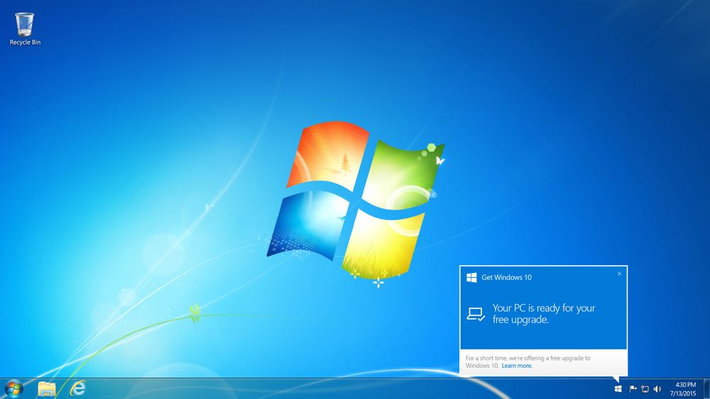 De som ikke allerede har takket ja til en Windows 10-oppgradering i Windows 7 eller nyere, har fortsatt et år på seg til å gjøre dette via det hvite Windows-flagget som vises i systemskuffen. Brukere som ikke har gjort dette innen et år, vil måtte betale for Windows 10 dersom de likevel ønsker å oppgradere.