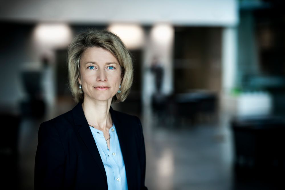 KMDs konsernsjef Eva Berneke varsler at oppkjøpet av norske Banqsoft er ledd i en plan om internasjonal vekst.