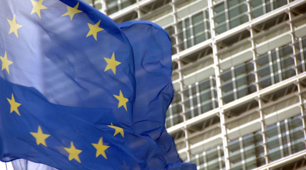 EU-kommisjonen ventes i dag å anlegge en formell sak mot Google, som anklages for å ha misbrukt markedsmakten selskapet har med dets søketjeneste.