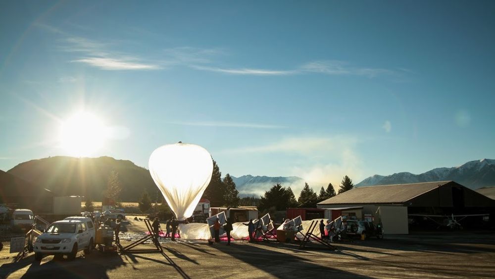 Project Loon-ballongene vil levere internett til hele Sri Lanka neste år. Dette blir den første kommersielle utrullingen av det ambisiøse prosjektet.