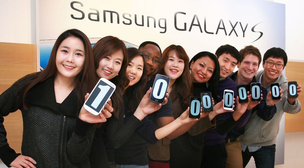 Samsung feirer en ny milepæl for salget av selskapet Galaxy S-serie med smartmobiler.