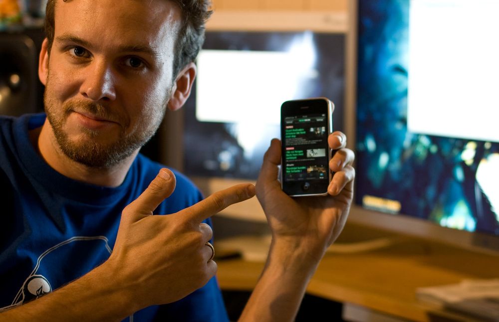 Martin Sivertsen er kanskje mest kjent fra Klikk TV, men han er også utvikler, designer, musiker og journalist. På fritiden har han laget en iPhone-applikasjon.