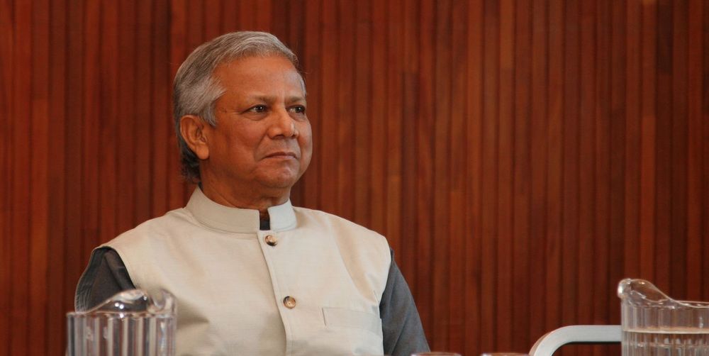 - Jeg kan ikke utelukke at det kan komme til å skje i en veldig fjern framtid, men søksmål er ikke et virkemiddel jeg ønsker å bruke, sa fredsprisvinner Muhammad Yunus