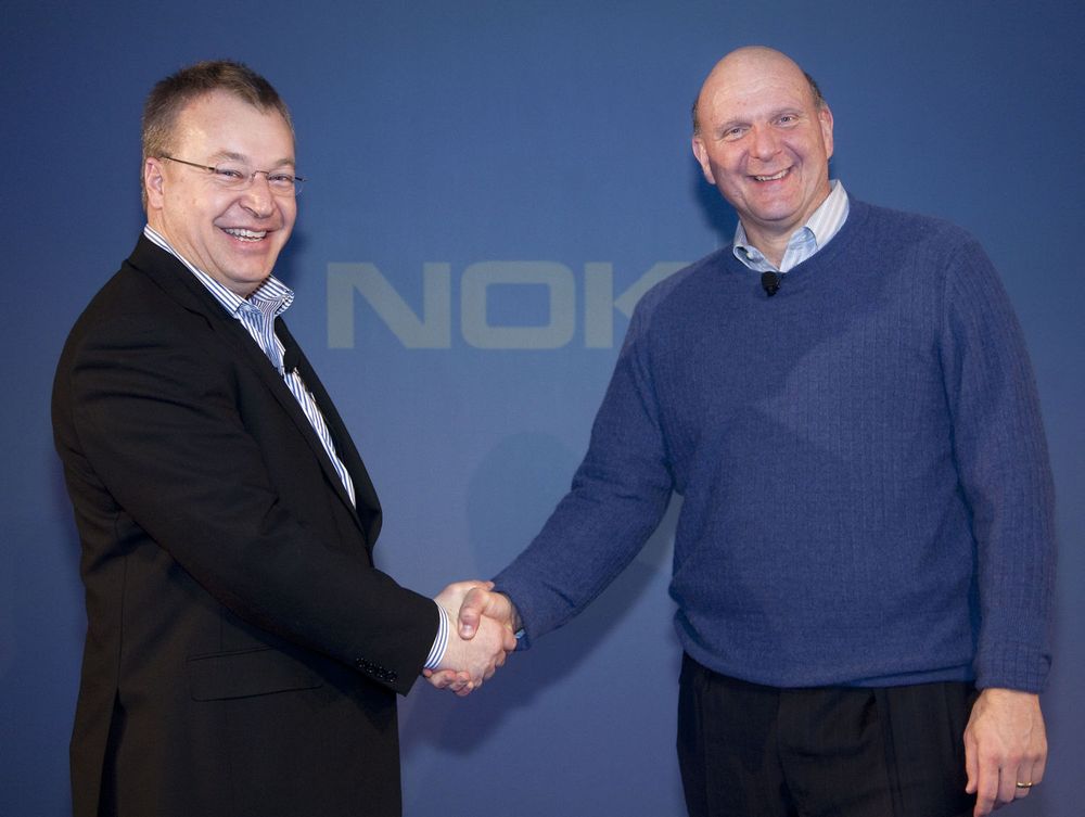 Stephen Elop og Steve Ballmer, toppsjef i henholdsvis Nokia og Microsoft, er enige om et omfattende partnerskap mellom de to selskapene.