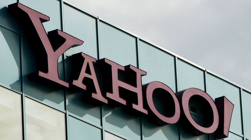 Flere oppkjøpsfond skal være interessert i å kjøpe Yahoo og spekulasjonene om hvem som vil eie det tidligere så mektige nettselskapet er i full gang.