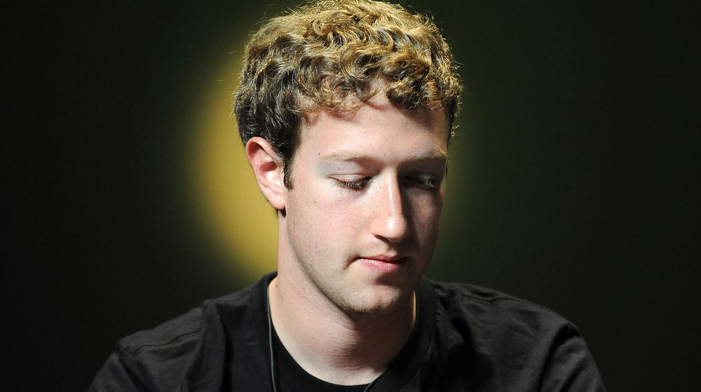 Facebooks toppsjef Mark Zuckerberg bør kjøpe Opera Software. Det mener tele-analytiker John Strand som serverer ti gode grunner for at de to selskapene passer perfekt sammen.