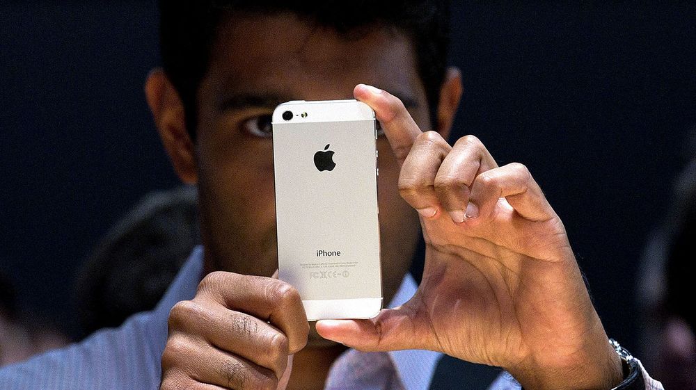 Samsung hevder Apples nye iPhone 5 bryter åtte av deres patenter, og har inkludert telefonen i listen av produkter de vil saksøke Apple for. 