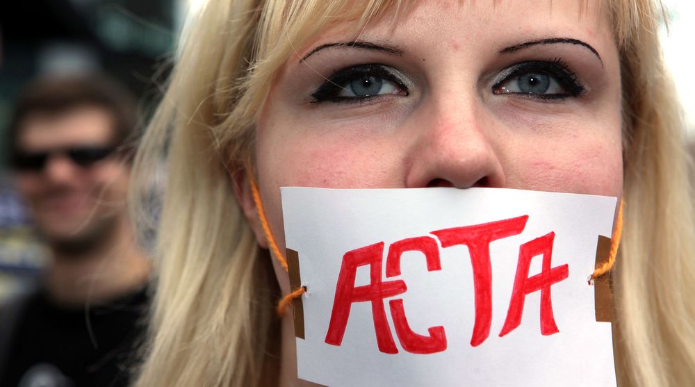 EU-parlamentet stemte nei til den internasjonale ACTA-avtalen i sommer, etter demonstrasjoner over hele Europa tidligere i år. Arbeidet som nå gjøres i forhold til opphavsrett, er tilsynelatende en mer fleksibel tilnærming.