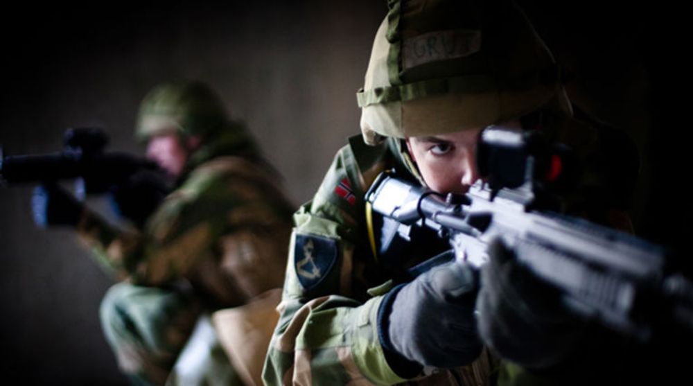 Steria har vunnet to nye rammeavtaler med Forsvaret. Bildet viser soldater fra kampskvadronen under avluttende mestringsøvelse på Rena.