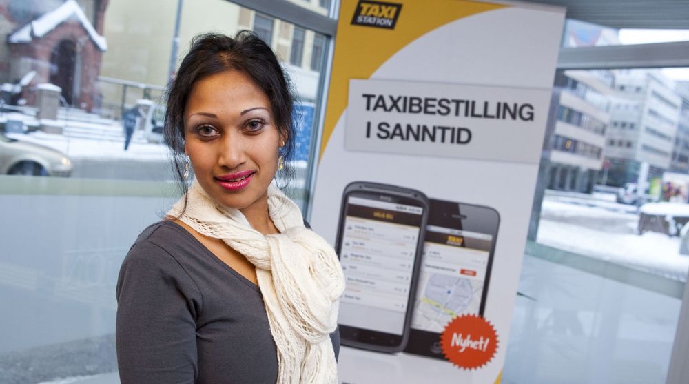 Saera Khan tar steget fra politikken til næringslivet. Nå skal hun være med på å gjøre drosjenæringen mer effektiv og taxiregninger betydelig enklere.