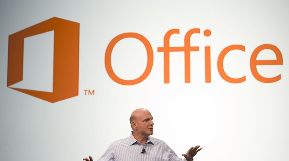 Steve Ballmer og Microsoft har gjort endringer i lisensbetingelsene for Office-pakken med versjon 2013 slik at brukerne ikke får lov til flytte programvaren fra pc til en annen pc.