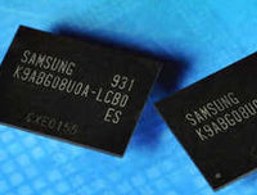 32 gigabit 3-bit MLC NAND-brikker fra Samsung.