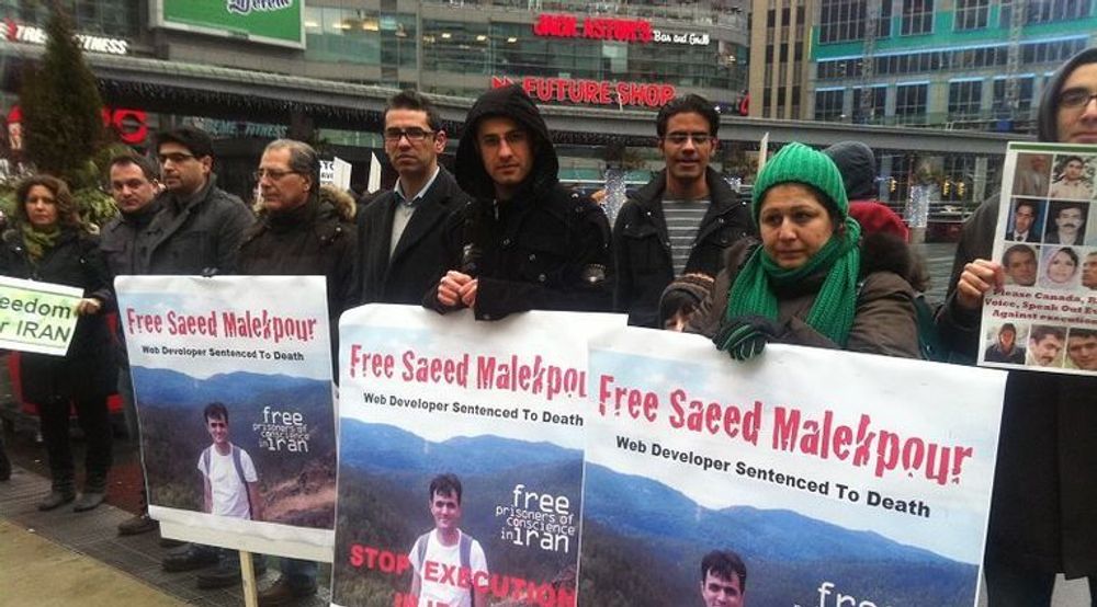 Demonstrasjon i Toronto, Canada, mot dødsdommen mot den iranske webdesigneren Saeed Malakpour.
