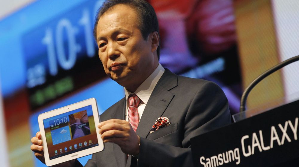 Samsungs mobilsjef, Shin Jong-gyun, trodde han hadde fått en seier mot Apple i Australia. Nå taler mye for at seieren har en ekkel bismak. Dersom Samsung ikke får selge sitt Galaxy Tab 10.1 nettbrett i Australia før jul så vil de nemlig trekke seg ut av markedet. 