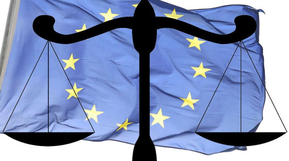EU forbereder et eget direktiv om kyberkrim, med spesialet harde strafferammer for organiserte angrep i stor målestokk. Samtidig oppretter Europol et eget «European Cybercrime Centre» som skal være i drift fra januar 2013.