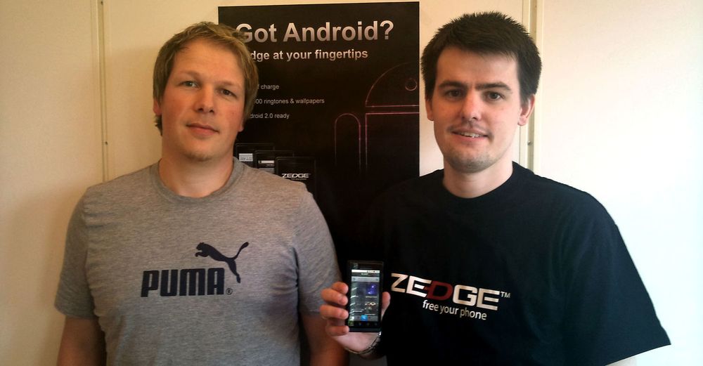 Klokkertro på Android: (fra v.) Zedge-medgründer Tom Arnøy og hovedutvikler av Android-appen deres Vidar Vestnes.