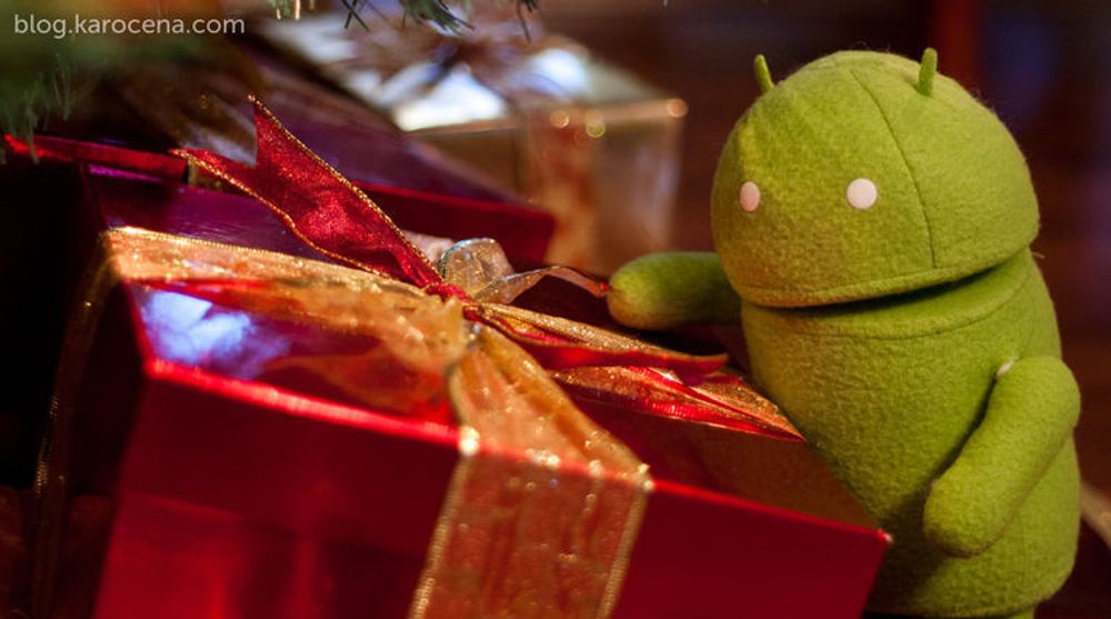 Rekordmange Android- og iOS-enheter ble aktivert denne julen. Nå venter analyseselskapet Flurry at det blir normalt med over 1 milliard app-nedlastinger i uken. 