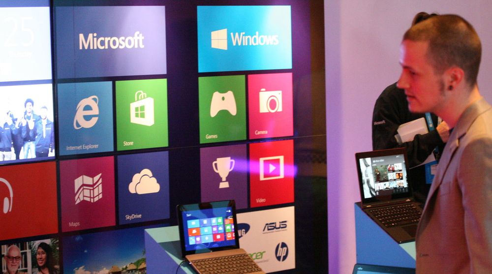 Windows 8 og det karakteristiske nye brukergrensesnittet, som her sett på lanseringen i Stockholm i oktober, har fått en dårligere utbredelse enn Windows Vista, ifølge et webanalyseselskap.