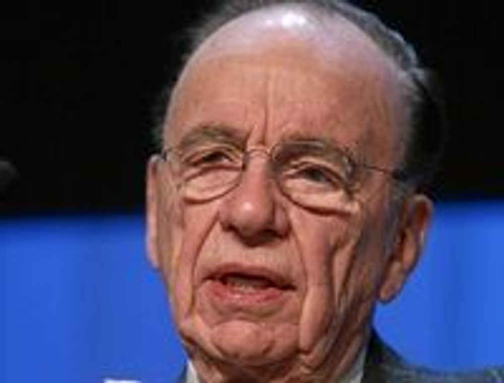 Rupert Murdoch mener man må vente at papiraviser forsvinner.