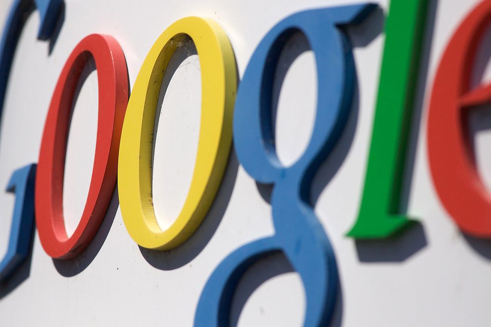 Larry Page og Sergey Brin ønsker å holde Google på tå hev, slik at selskapet ikke blir traust og fullt av spindelvev.