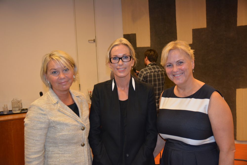 Næringsminister Monica Mæland, direktør for Innovasjon Norge Anita Krohn Traaseth og kulturminister Thorhild Widvey.