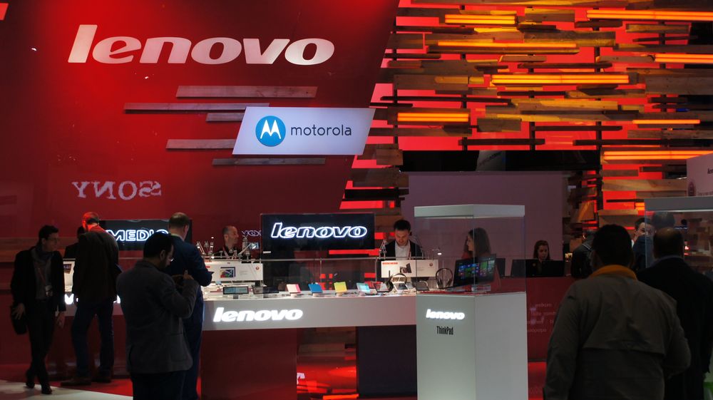 Lenovo holder sitt grep om PC-markedet og gjør det bra i smartmobil-verdenen.