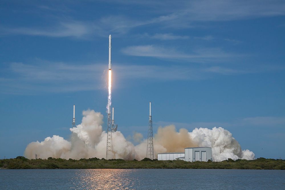 Oppskytingen av Falcon 9 og Dragon på oppdraget CRS-6 skjedde fra Cape Canaveral Air Force Station i Florida klokka 16.10 lokal tid tirsdag. 