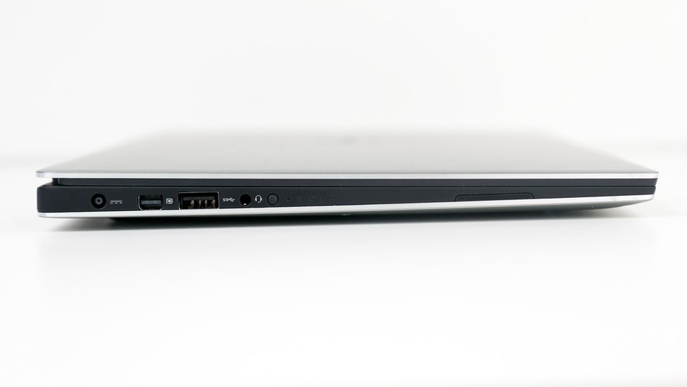 Dell XPS 13 er nærmest litt tjukk over "rumpa", men veier likevel under 1,3 kilo. 