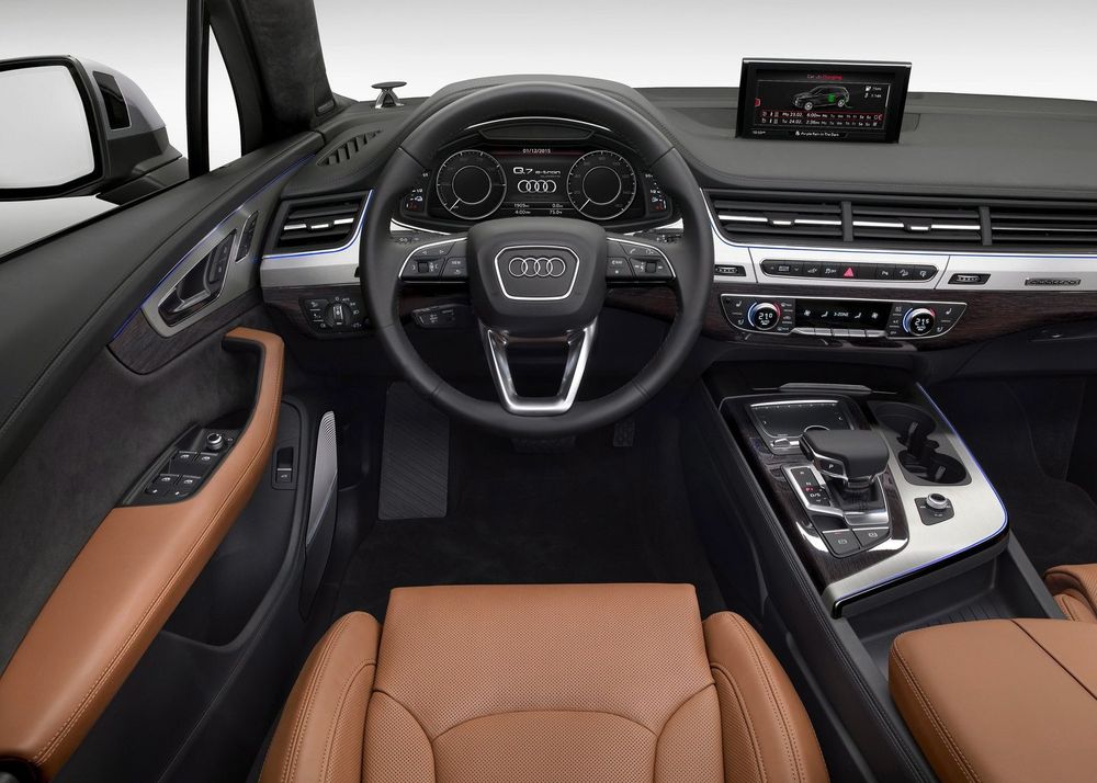 Interiøret i nye Audi Q7 e-tron. 