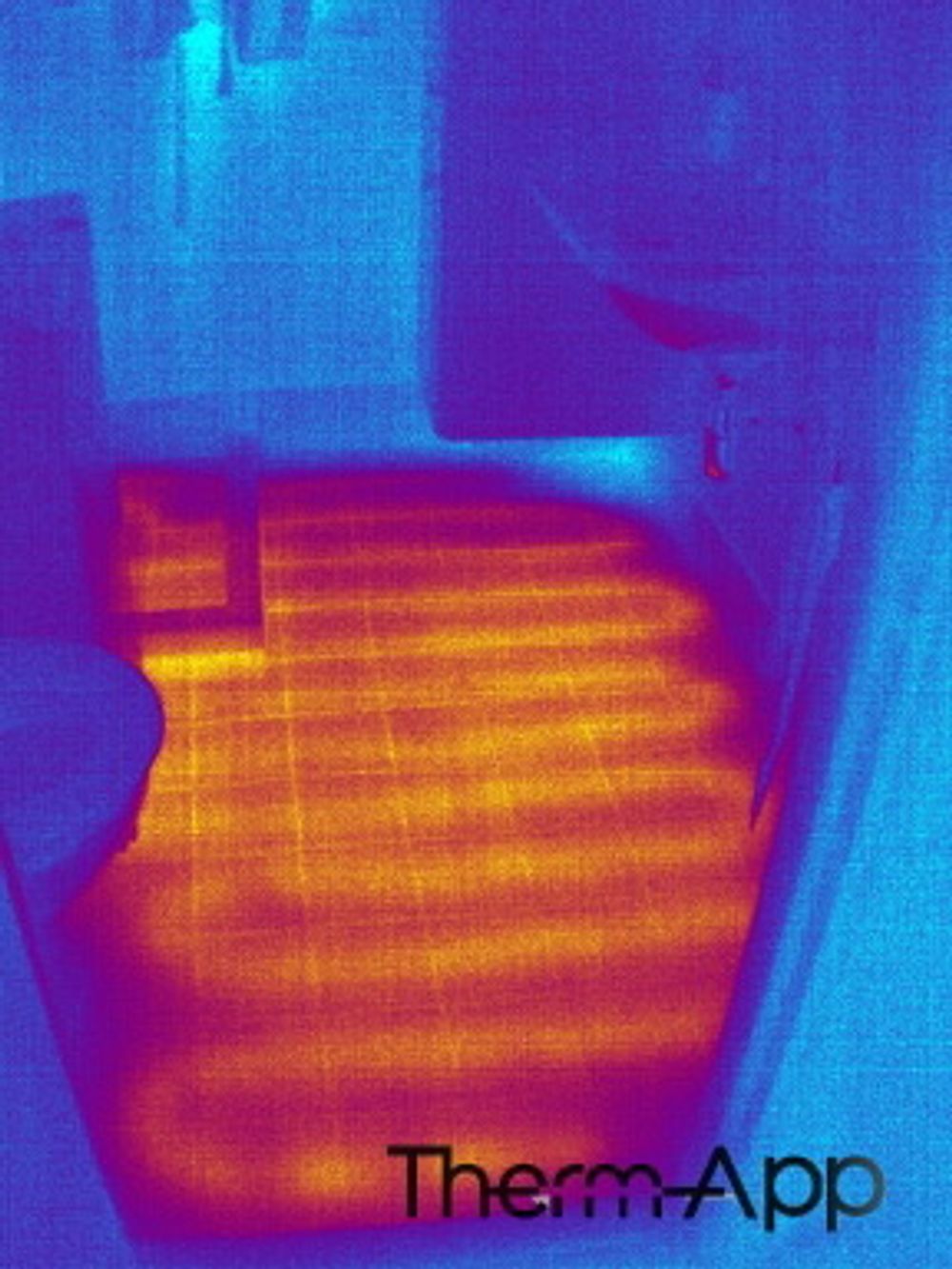 Her er varmekabelen: Skal det bores i et gulv med varmekabel kan et termokamera betale seg i løpet av sekunder 