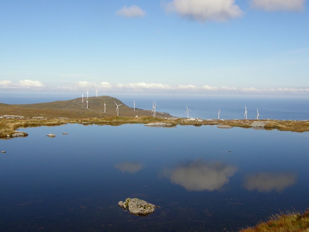 De tretten vindmøllene i vindparkene Mehuken I og Mehuken II skal reduseres til elleve. Samtidig øker el-produksjonen kraftig.