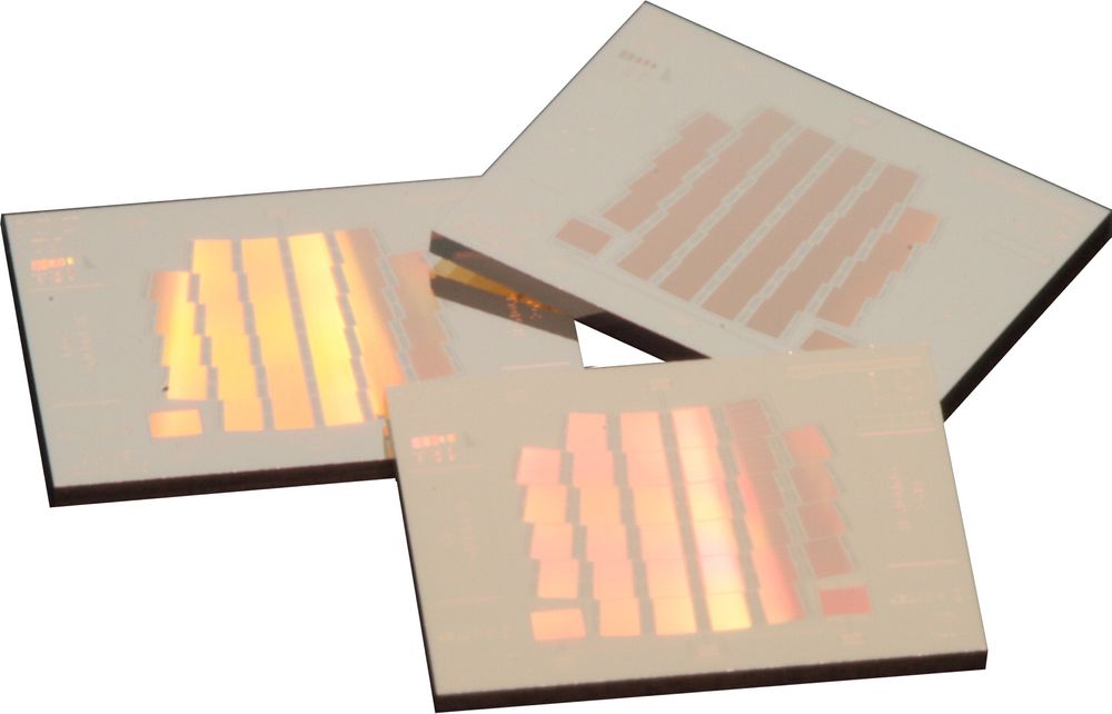 MEMS-chip laget av Sintef MinaLab og montert av Mectro i Horten.  
MEMS-chipene måler omtrent 5x5 mm. De har tre funksjoner: Fokusere lyset, filtrere det i de interessante bølgelengder samt å modulere lyset så det skifter mellom bølgelengder – det vil si mellom 3,3 µm og referanseverdiene. Filtrene har faste og bevegelige bjelker. De bevegelige er opphengt i fjærer som gjør det mulig å modulere med et elektrisk felt.