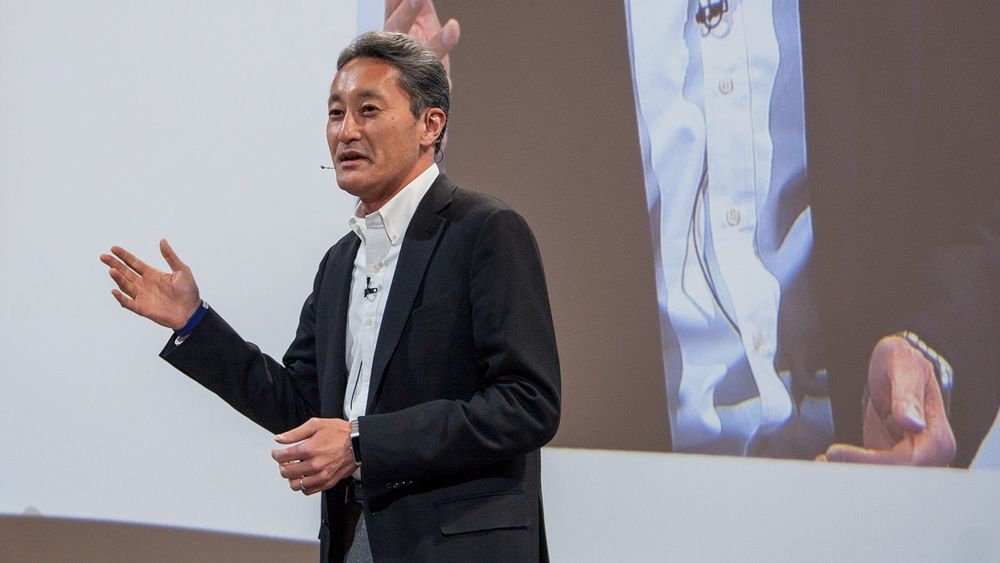 Sonys toppsjef Kazuo «Kaz» Hirai benyttet Mobile World Congress til å understeke at selskapet ikke kvitter seg med Sony Mobile. 
