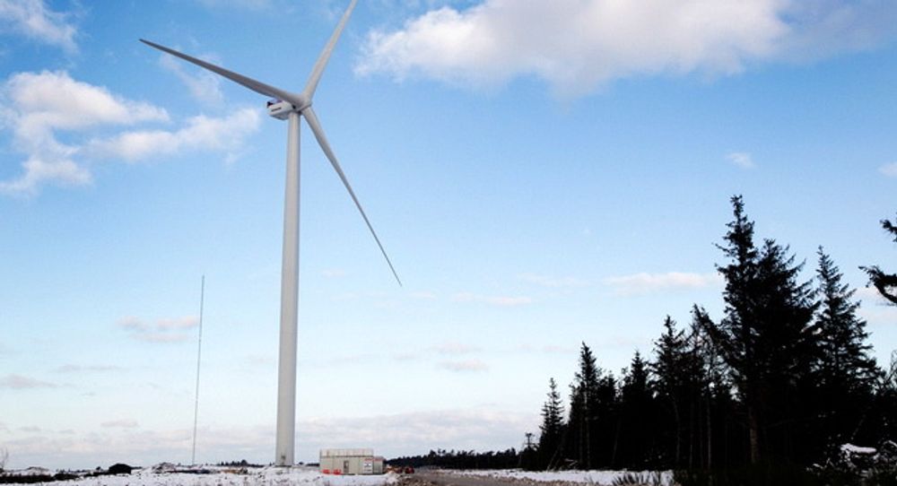 Danskenes nasjonale testsenter for store vindturbiner har blitt en turistattraksjon, blant annet på grunn av denne turbinen, V164-8.0MW.
