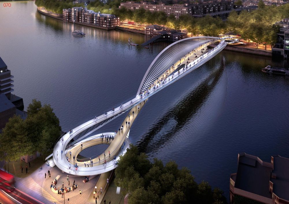 new bridge across the River Thames in central London 