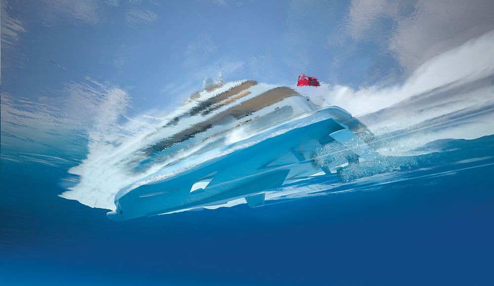 Skrogvingen har fire effekter som bidrar til å redusere mostanden i vannet.  