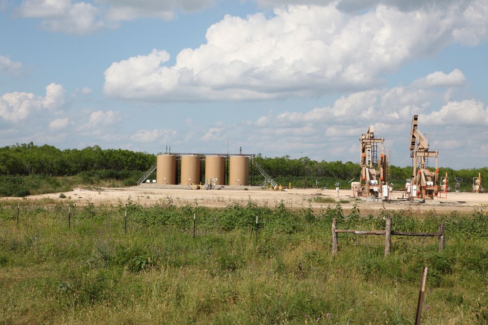 Det blir nå forbudt å forby fracking i Texas. Her fra Eagle Ford-feltet tidligere i vår. 